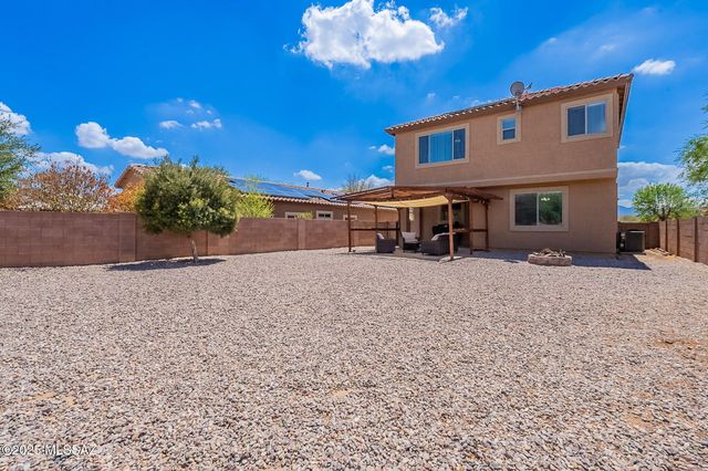 1090 E Lyle Canyon Drive, Sahuarita, AZ 85629