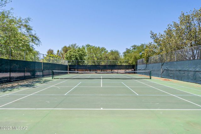 1090 E Lyle Canyon Drive, Sahuarita, AZ 85629