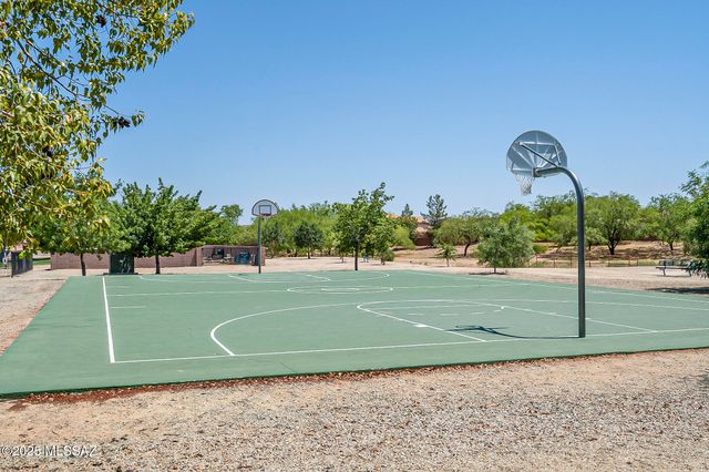 1090 E Lyle Canyon Drive, Sahuarita, AZ 85629