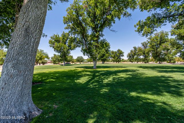 1090 E Lyle Canyon Drive, Sahuarita, AZ 85629