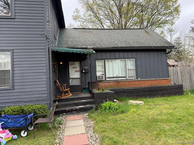 1138 W Oregon Street, Lapeer, MI 48446