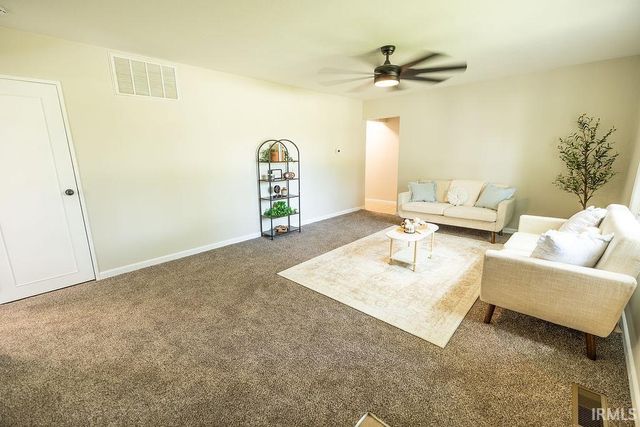 2901 N Virginia Avenue, Muncie, IN 47303