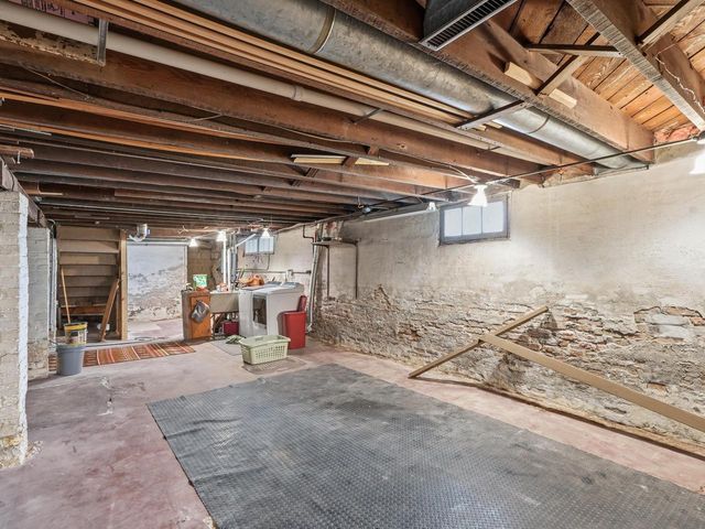 1504 Deane BOULEVARD, Racine, WI 53405