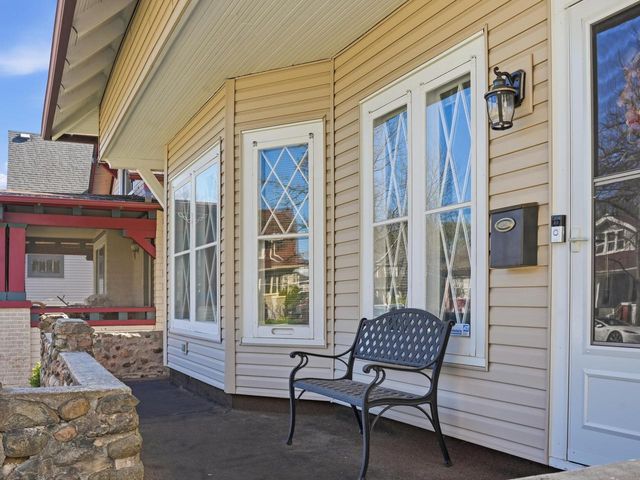 1504 Deane BOULEVARD, Racine, WI 53405