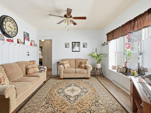 1504 Deane BOULEVARD, Racine, WI 53405