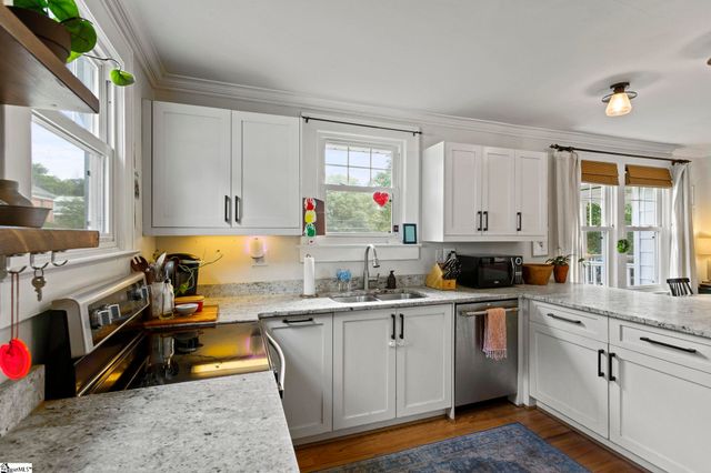 10 Keith Drive, Greenville, SC 29607