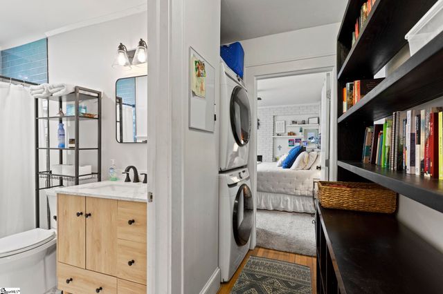 10 Keith Drive, Greenville, SC 29607