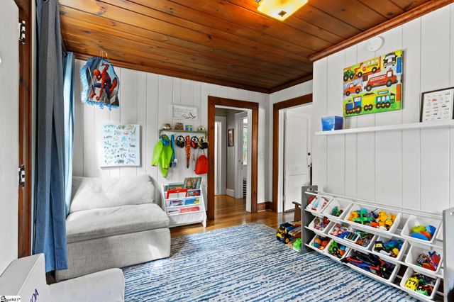 10 Keith Drive, Greenville, SC 29607