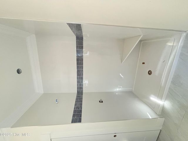 163 NW 4th Street, Oak Island, NC 28465