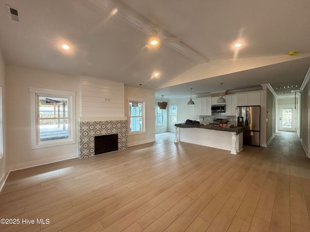 163 NW 4th Street, Oak Island, NC 28465