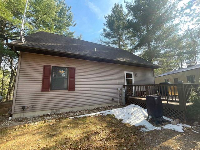 1094 10th Avenue, Hancock, WI 54943