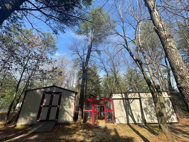 1094 10th Avenue, Hancock, WI 54943