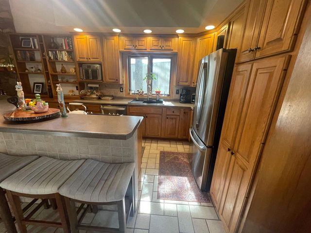 1094 10th Avenue, Hancock, WI 54943