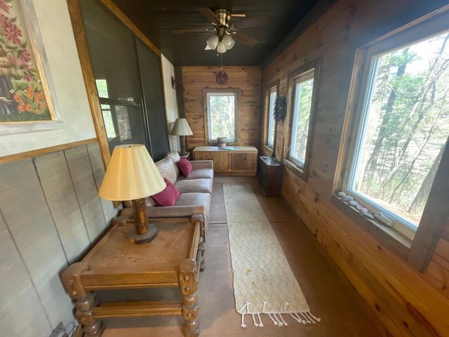 1094 10th Avenue, Hancock, WI 54943