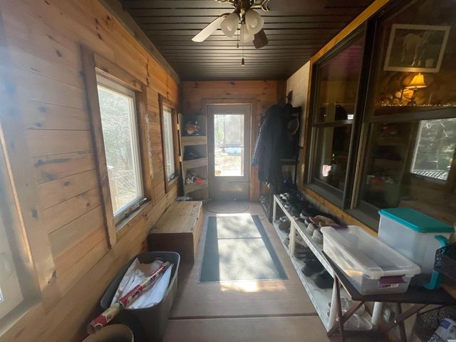 1094 10th Avenue, Hancock, WI 54943