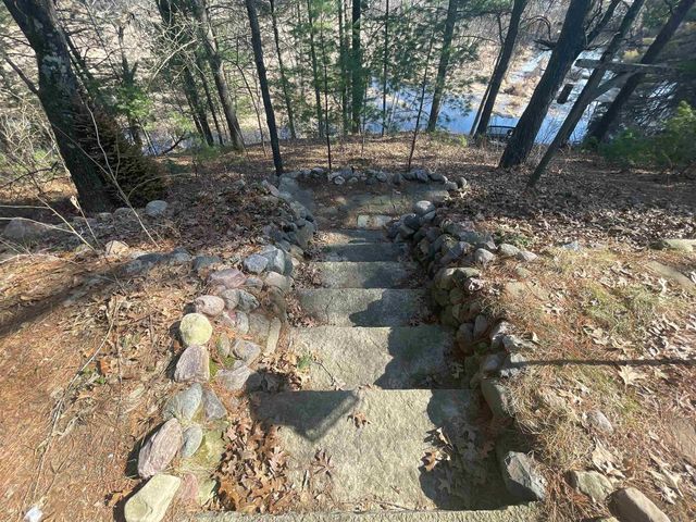 1094 10th Avenue, Hancock, WI 54943