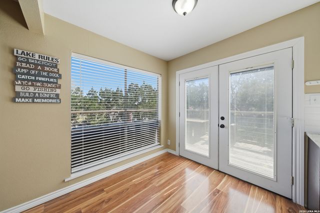 1568 Blueridge Dr, Canyon Lake, TX 78133