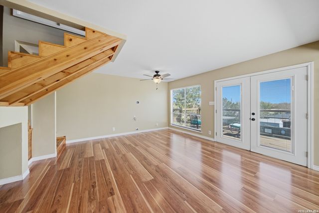 1568 Blueridge Dr, Canyon Lake, TX 78133