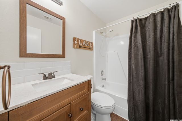 1568 Blueridge Dr, Canyon Lake, TX 78133