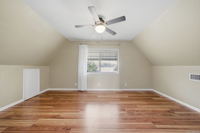 1568 Blueridge Dr, Canyon Lake, TX 78133