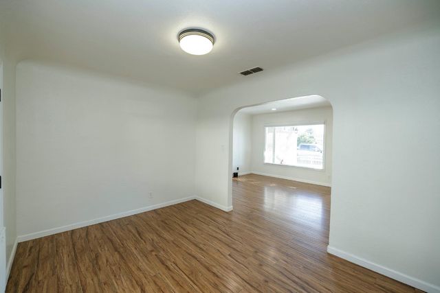 1705 Miller Ave, Modesto, CA 95354