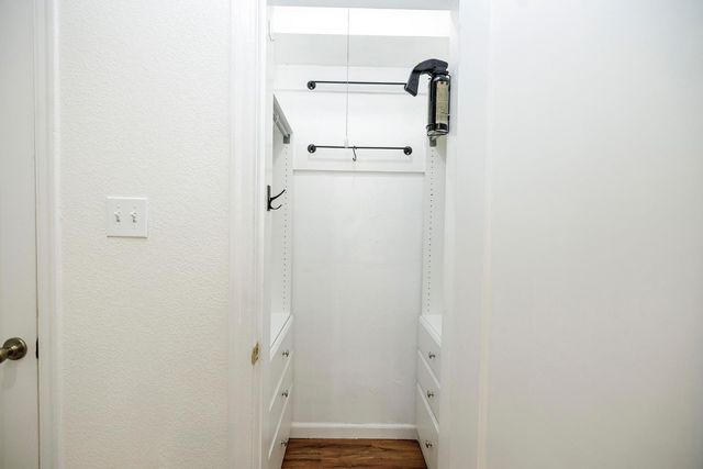 1705 Miller Ave, Modesto, CA 95354