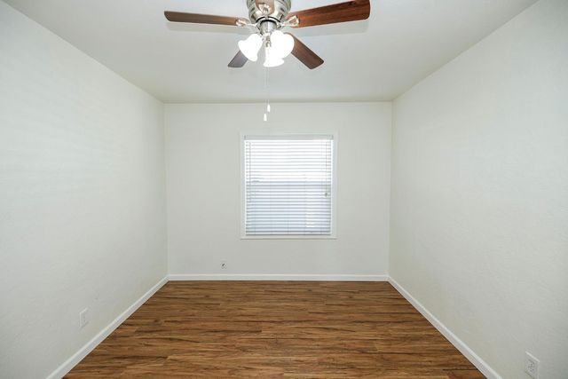 1705 Miller Ave, Modesto, CA 95354