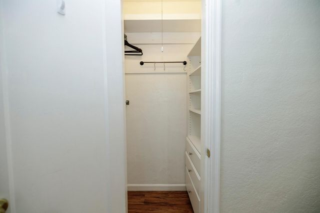 1705 Miller Ave, Modesto, CA 95354