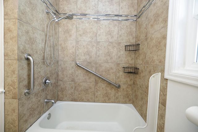 1705 Miller Ave, Modesto, CA 95354