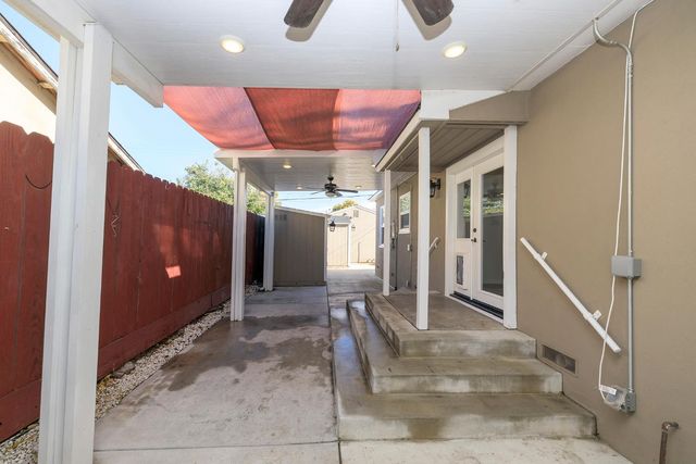 1705 Miller Ave, Modesto, CA 95354