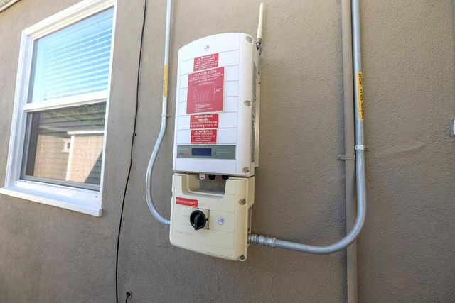 1705 Miller Ave, Modesto, CA 95354