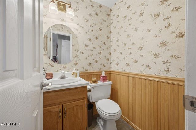 4 Wilshire Boulevard, Saratoga Springs, Outside, NY 12866