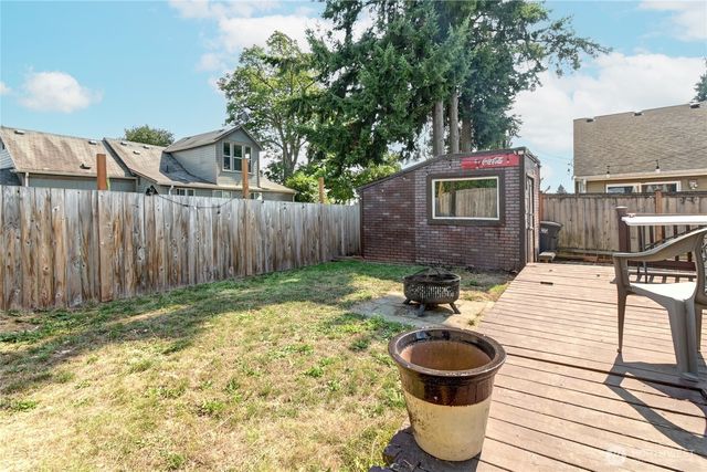 2327 Harrison Avenue, Everett, WA 98201