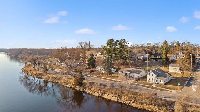 1201 W Conant Street, Portage, WI 53901