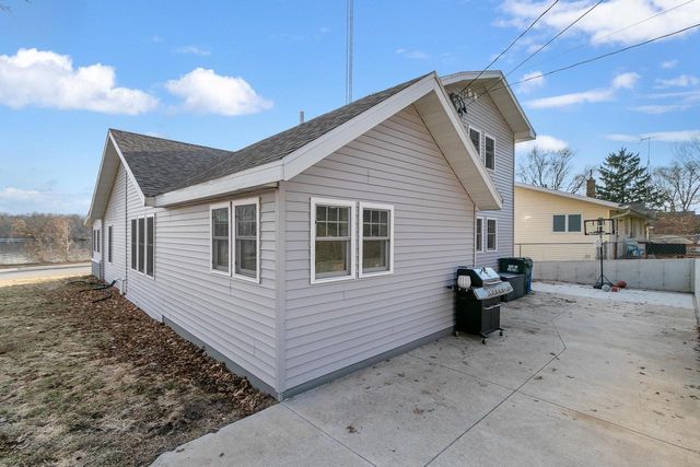 1201 W Conant Street, Portage, WI 53901