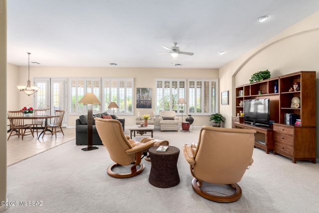 5117 W Desert Eagle Circle, Marana, AZ 85658