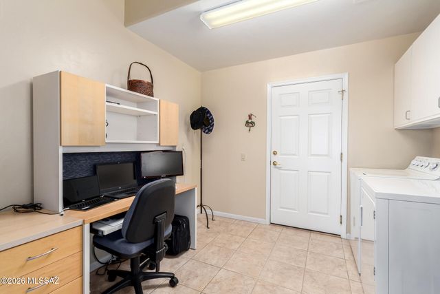 5117 W Desert Eagle Circle, Marana, AZ 85658