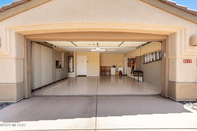 5117 W Desert Eagle Circle, Marana, AZ 85658