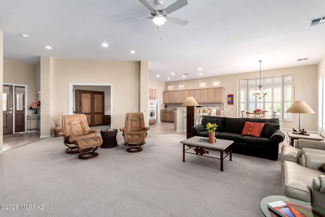 5117 W Desert Eagle Circle, Marana, AZ 85658