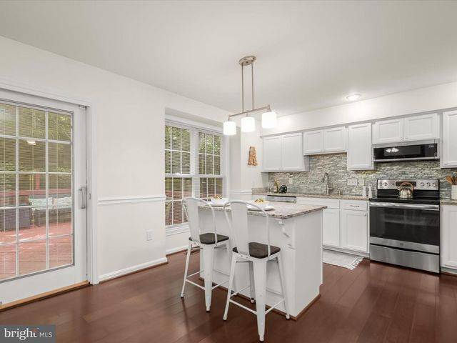 18 PARK VISTA CT, Silver Spring, MD 20906