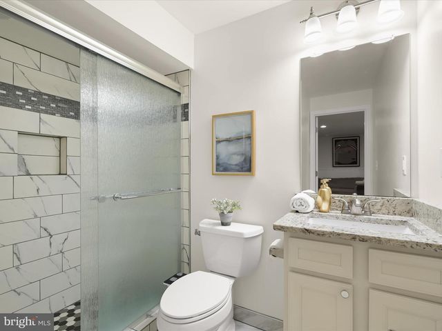 18 PARK VISTA CT, Silver Spring, MD 20906