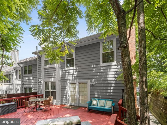 18 PARK VISTA CT, Silver Spring, MD 20906
