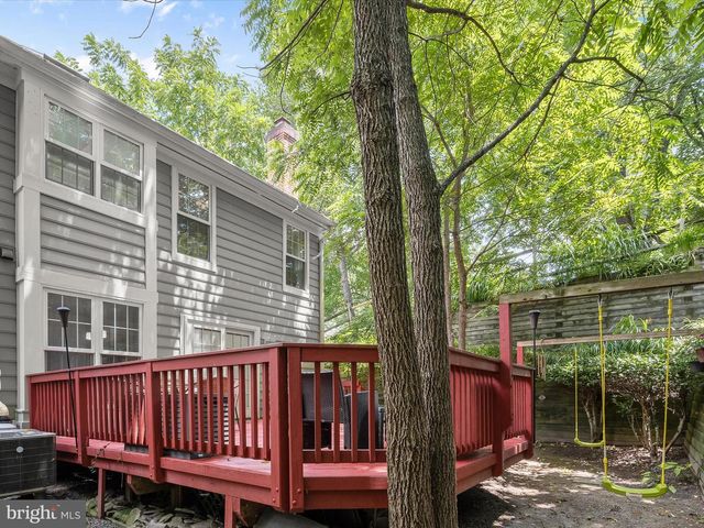 18 PARK VISTA CT, Silver Spring, MD 20906