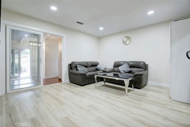15556 Valerio, Van Nuys, CA 91406