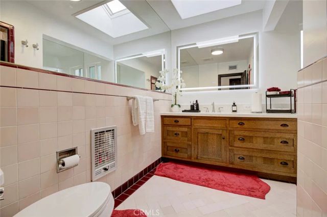 15556 Valerio, Van Nuys, CA 91406