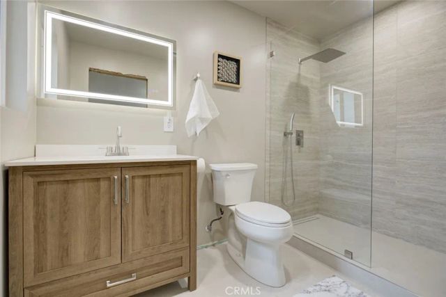 15556 Valerio, Van Nuys, CA 91406