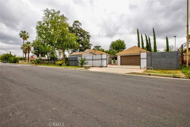 15556 Valerio, Van Nuys, CA 91406
