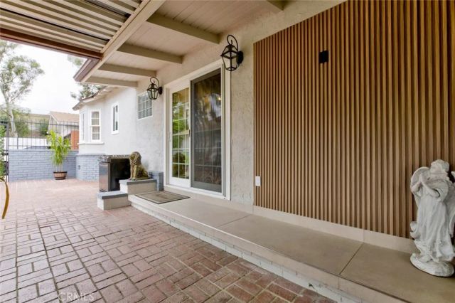 15556 Valerio, Van Nuys, CA 91406