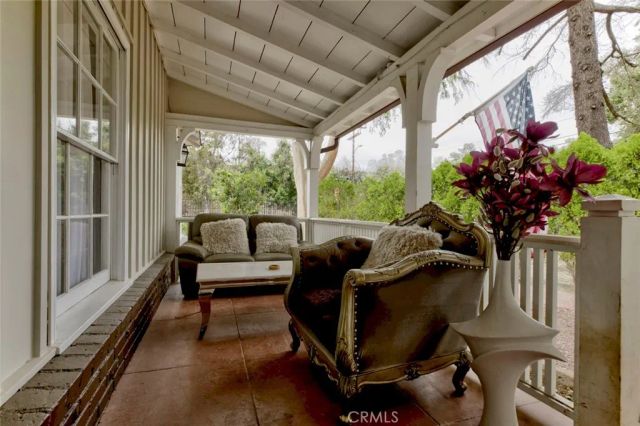 15556 Valerio, Van Nuys, CA 91406