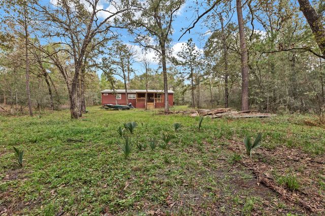 271 Shoreline Drive, Huntsville, TX 77320